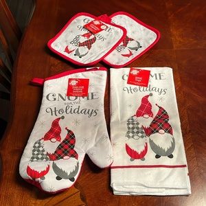 Christmas Gnome towel set